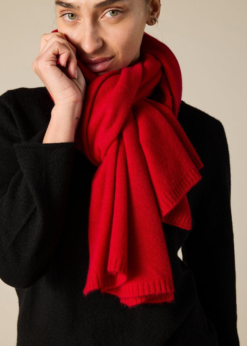 Sonya Hopkins Sydney 100% Pure Cashmere Scarf in True Red