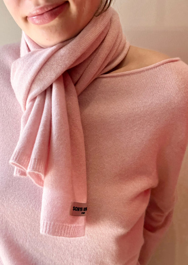 100% pure cashmere cashmere scarf in prettiest pink - sonyahopkins.com