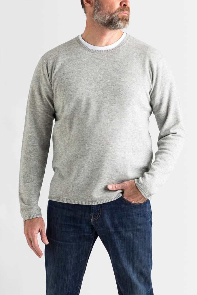 Sonya Hopkins Sydney pure cashmere mens crew neck knit in pale marle grey