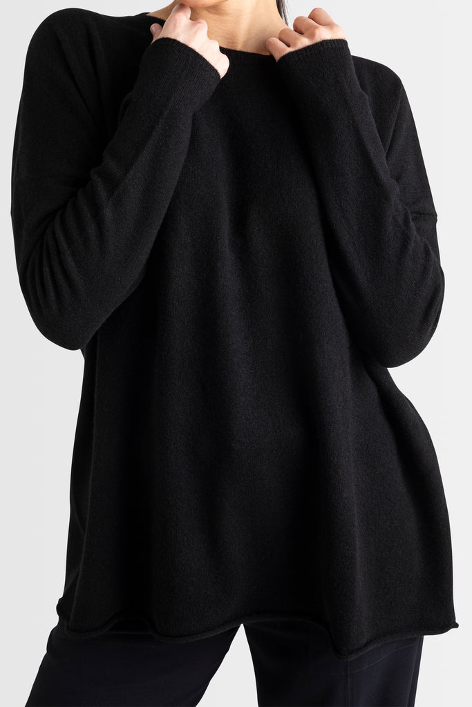 Sonya Hopkins 100% pure cashmere oversized knit in black