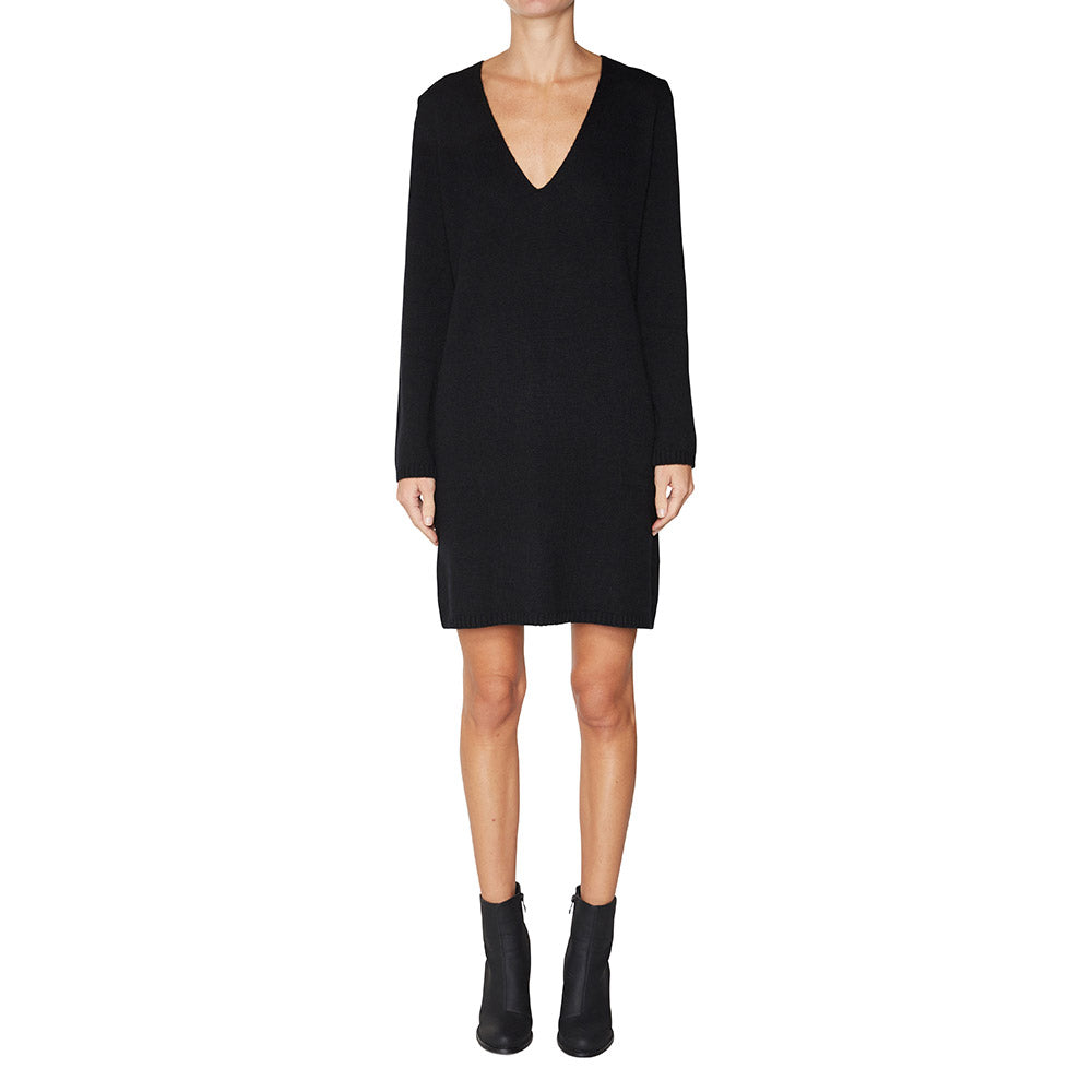 Cashmere Evie V-neck Sweater Dress in Black - sonyahopkins.com